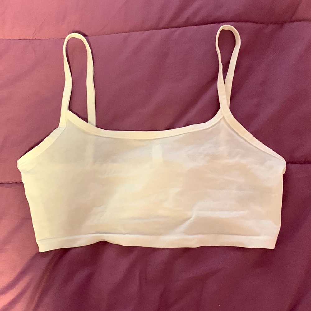 H&M Women’s Solid White Bralette Tanktop